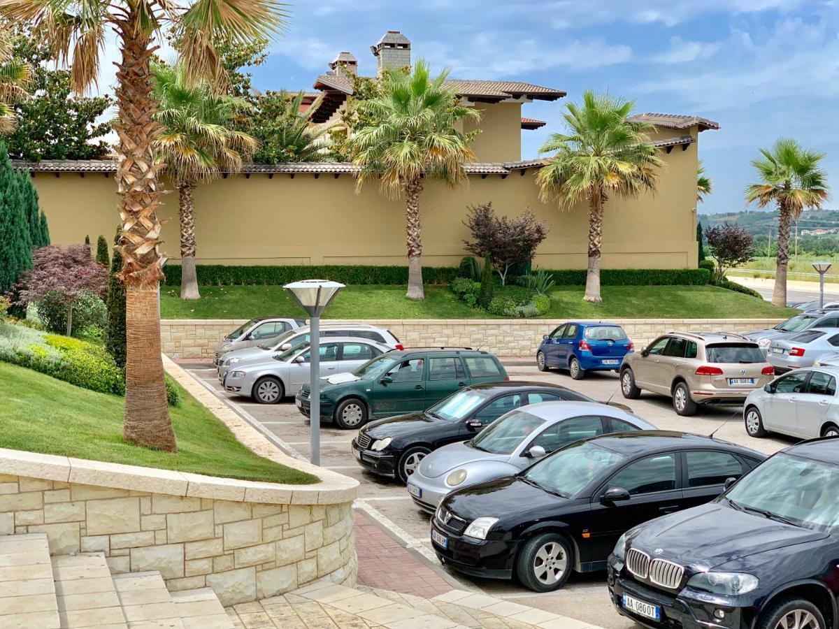 Palmanova Resort Tirana Buitenkant foto